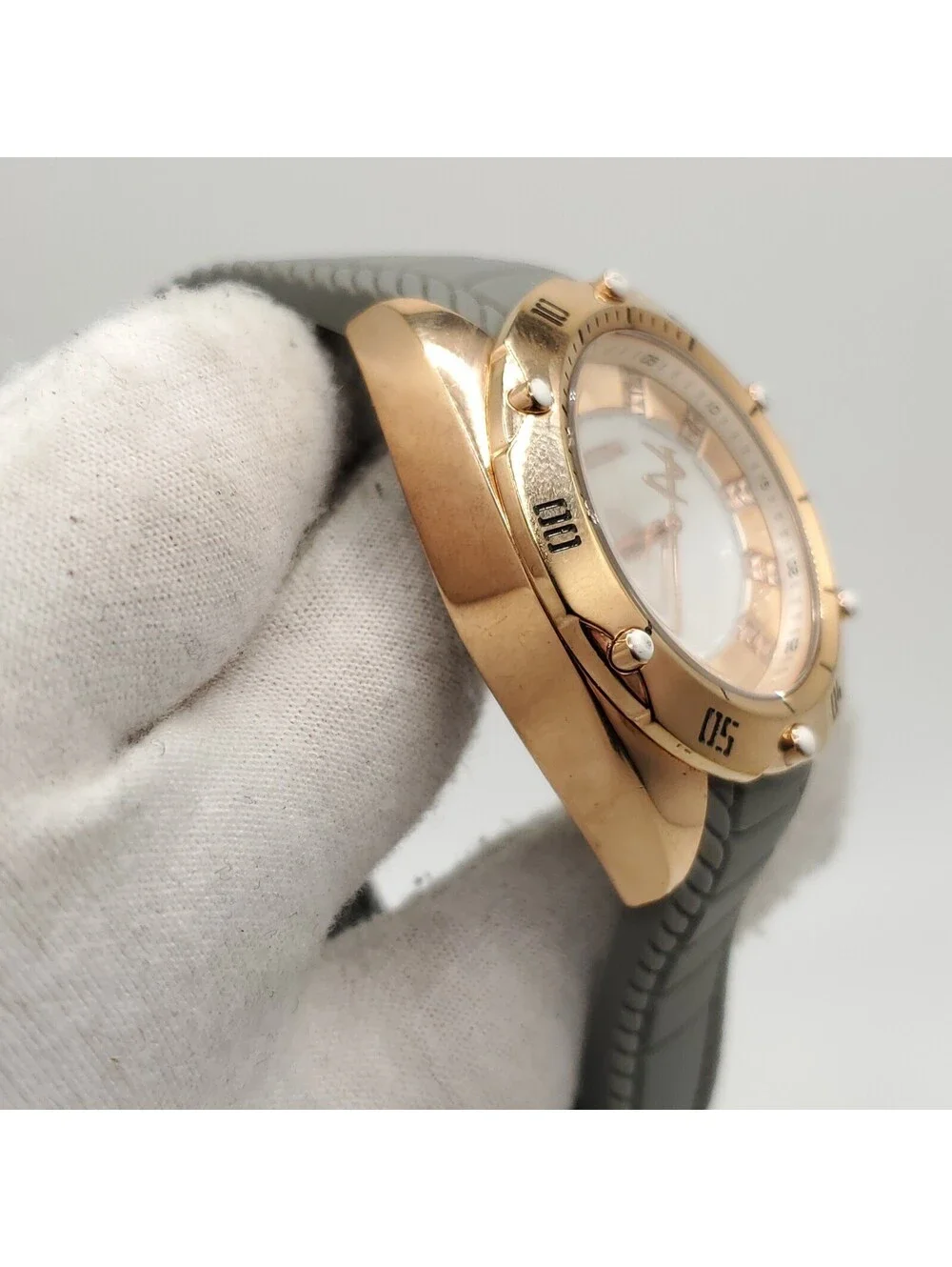 Invicta Venom 30973 Womens Watch 38mm Rose Gold Tone New Battery